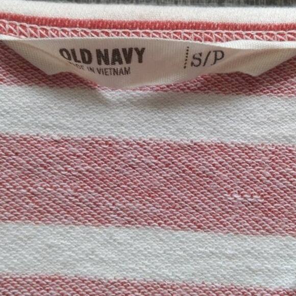 Old Navy Women’s Red White Striped Long Sleeve Knit Top Size S | Half Button Up - Picture 2 of 4